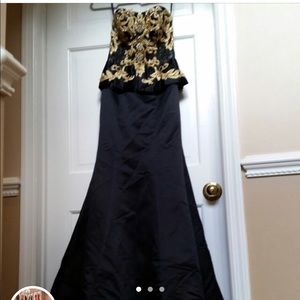 Stunning Jovani gown!